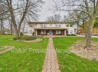 5030 Winthrop Dr, Austintown, OH 44515
