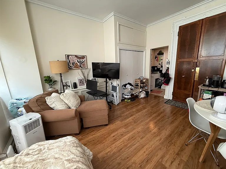 228 Beacon St #2 — Photo 3