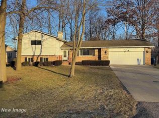 3830 Deibel Dr, Saginaw, MI 48603