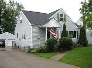 429 Mapleview Rd, Cheektowaga, NY 14225