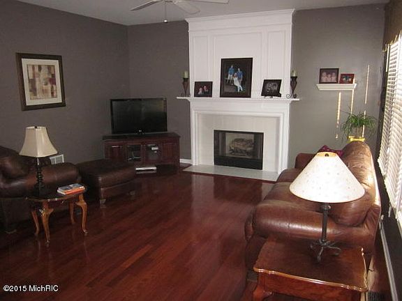 3rd image of 4266 Haralson Ct SE