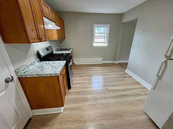 3rd image of 44 Center St #4