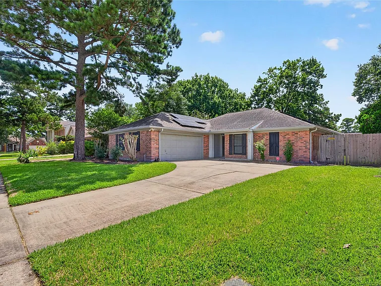 9211 Palm Shores Dr — Photo 2