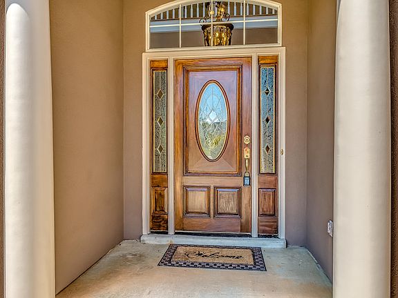 4th image of 8718 Carillion Pl