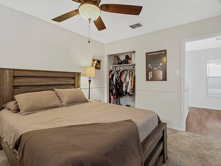 2202 Barton Springs Dr — Photo 34