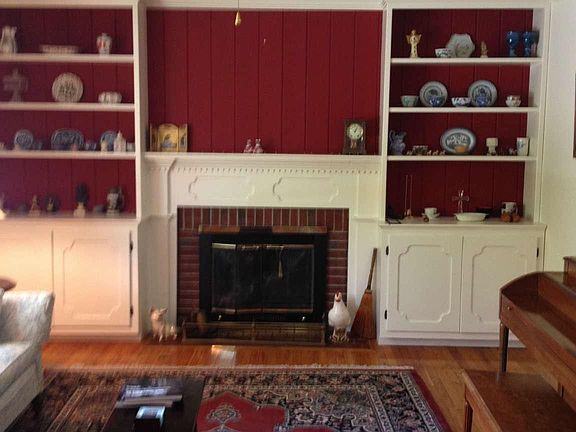 2nd image of 2103 Yale Dr