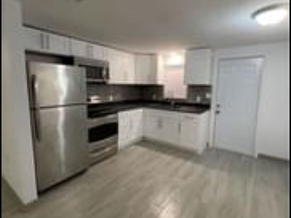 4th image of 8424 Sunnydale Dr