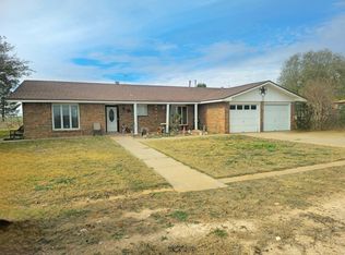 1665 Pecan Dr, Brownfield, TX 79316