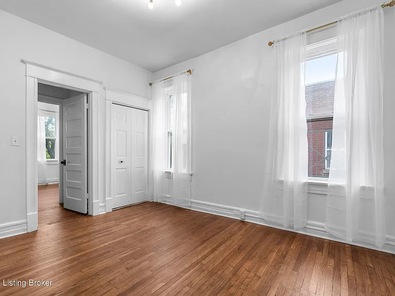 409 W Gaulbert Ave #201 — Photo 8