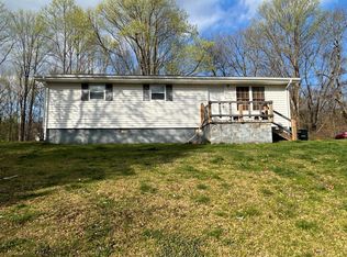 135 John Reagan Ln, Jamestown, TN 38556