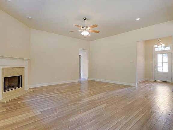 2nd image of 27353 Deborah Dr