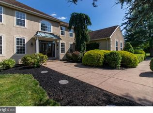 308 Vista Dr, Phoenixville, PA 19460