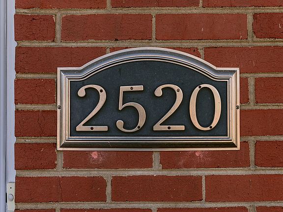 4th image of 2520 Fairway Dr SW