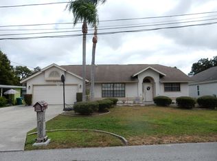 162 Lake Shore Dr W, Palm Harbor, FL 34684