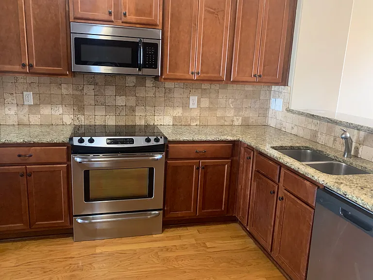 109 Golden Rod Ln — Photo 6