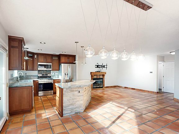 5th image of 5227 Noreen Dr NE