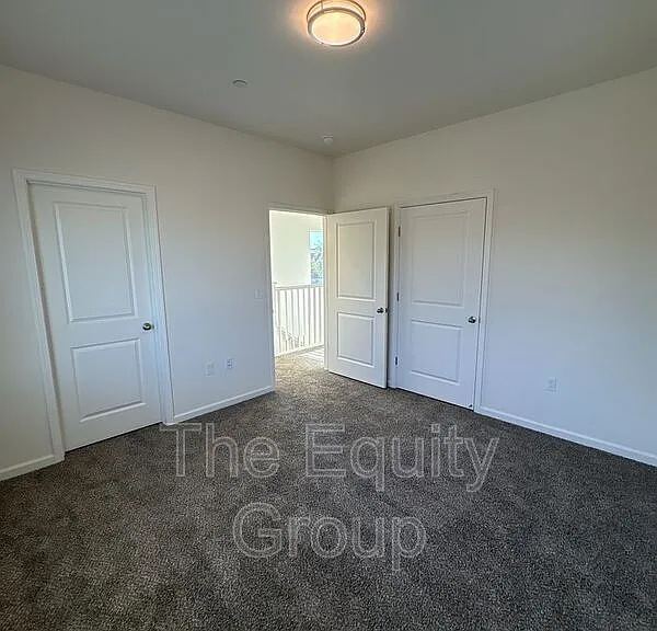723 S Pinkham #101 — Photo 25