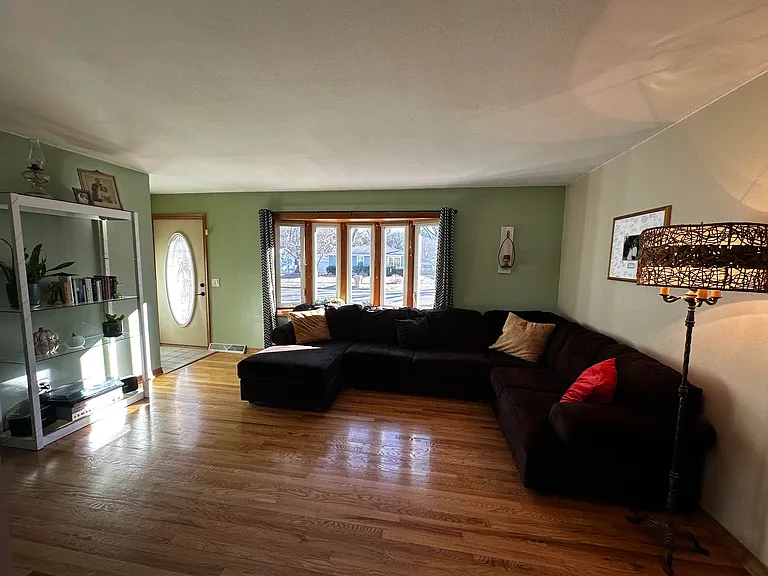 4506 Maryland Dr — Photo 10