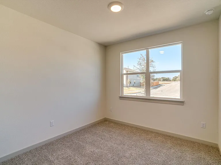 200 Cupreata Ln — Photo 11