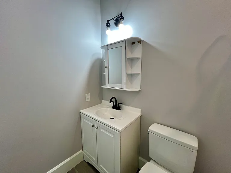 318 S Locust St #3 — Photo 11