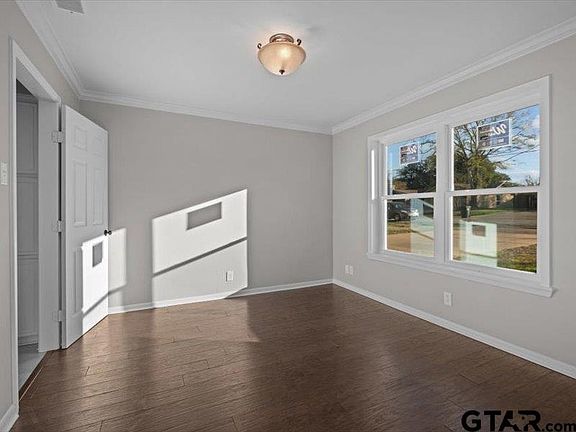 5th image of 9313 Tipperary Dr