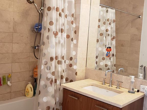 4th image of 4 Beacon Way APT 1210