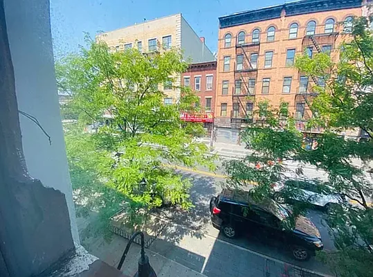 Rented by null | media 34