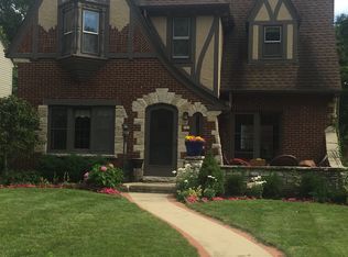 703 E Lexington Blvd, Whitefish Bay, WI 53217
