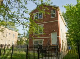 3326 W Walnut St #2AA, Chicago, IL 60624