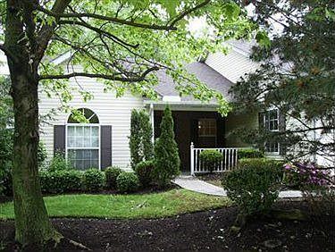 1st image of 6136 Worthington Ln Unit B