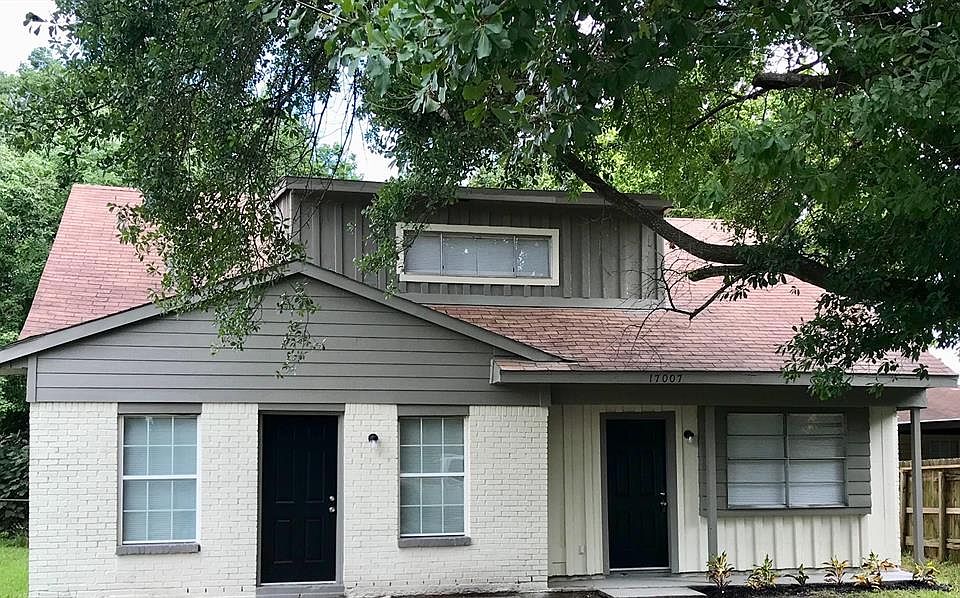 1st image of 17007 Woodburn Dr