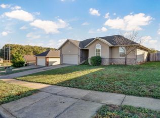 4470 N Toby Ave, Springfield, MO 65803