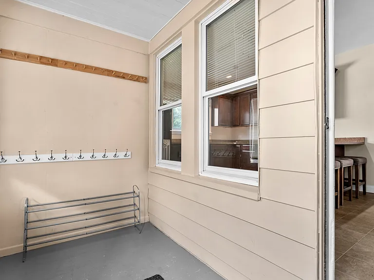 89 Bell St #89 — Photo 5