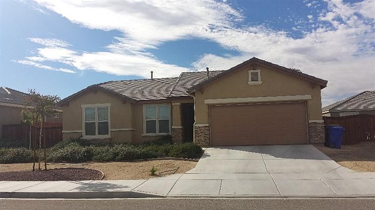 1st image of 15586 Pilot Rock Way