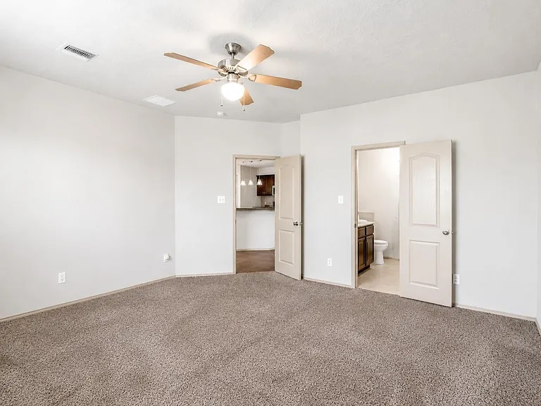 5907 Water Violet Ln — Photo 17