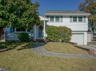 13 Hickory Rd, Woodbury, NJ 08096