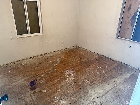 4th image of 550 W Fredricks St