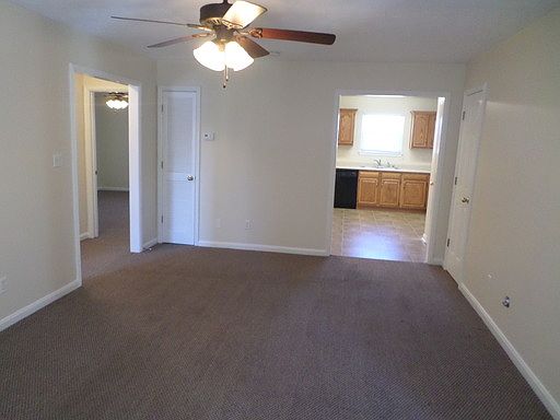 1st image of 100 Pinnacle Ct APT 103