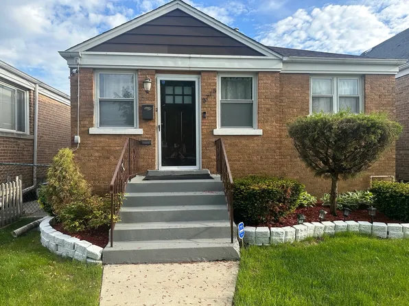 3715 W 70th St, Chicago, IL 60629