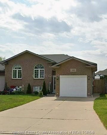 1st image of 118 Sturgeon Meadows Ave