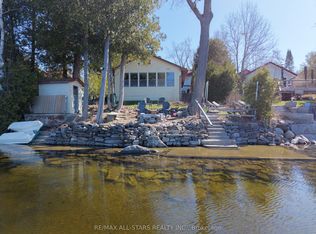 393 Hillside Dr, Kawartha Lakes, ON K0M 1C0