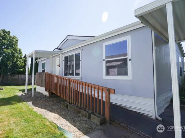 15728 52nd Street Ct E #38, Sumner, WA 98390