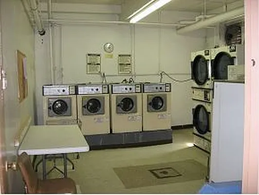 Sold by Superior Realty Service | media 3