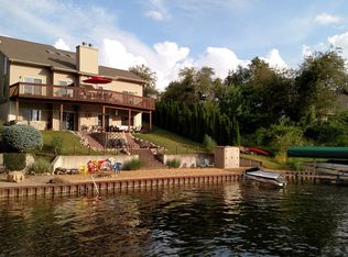 10670 Glendalough Ln, Cement City, MI 49233