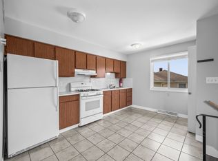501 W 11th St #B, Mishawaka, IN 46544