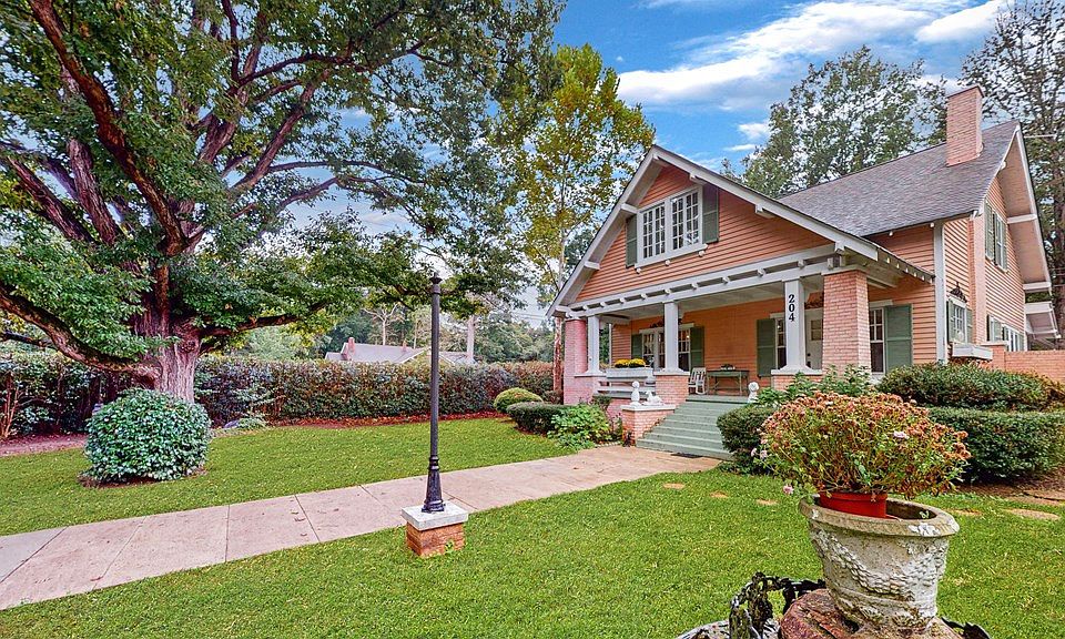 204 S Calhoun St, Saluda, SC 29138 Zillow
