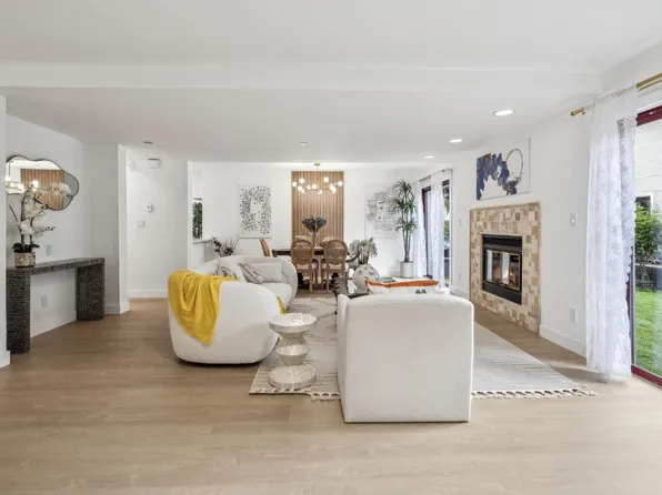 4159 El Camino Way APT E, Palo Alto, CA 94306