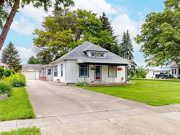 2nd image of 902 N Frost Ave