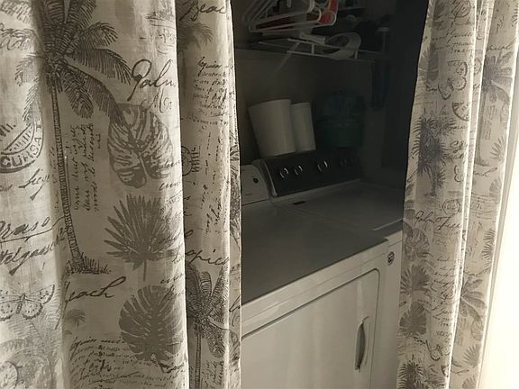 5th image of 86 Phoenetia Dr