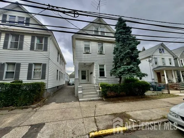 50 Harvey St, New Brunswick, NJ 08901